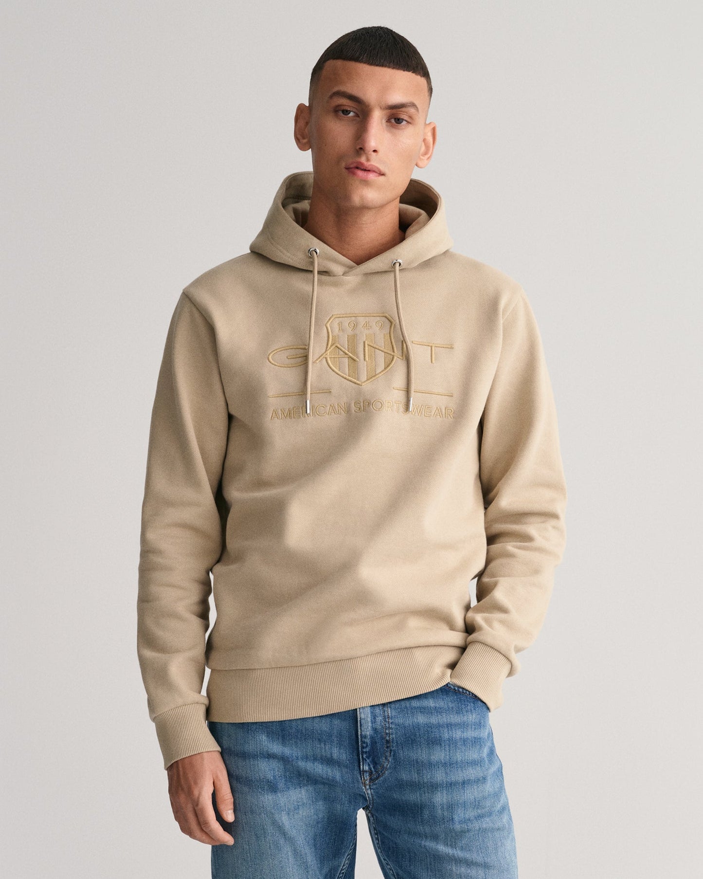 Sweat à capuche Tonal Shield pour homme - BEIGE BÉTON 