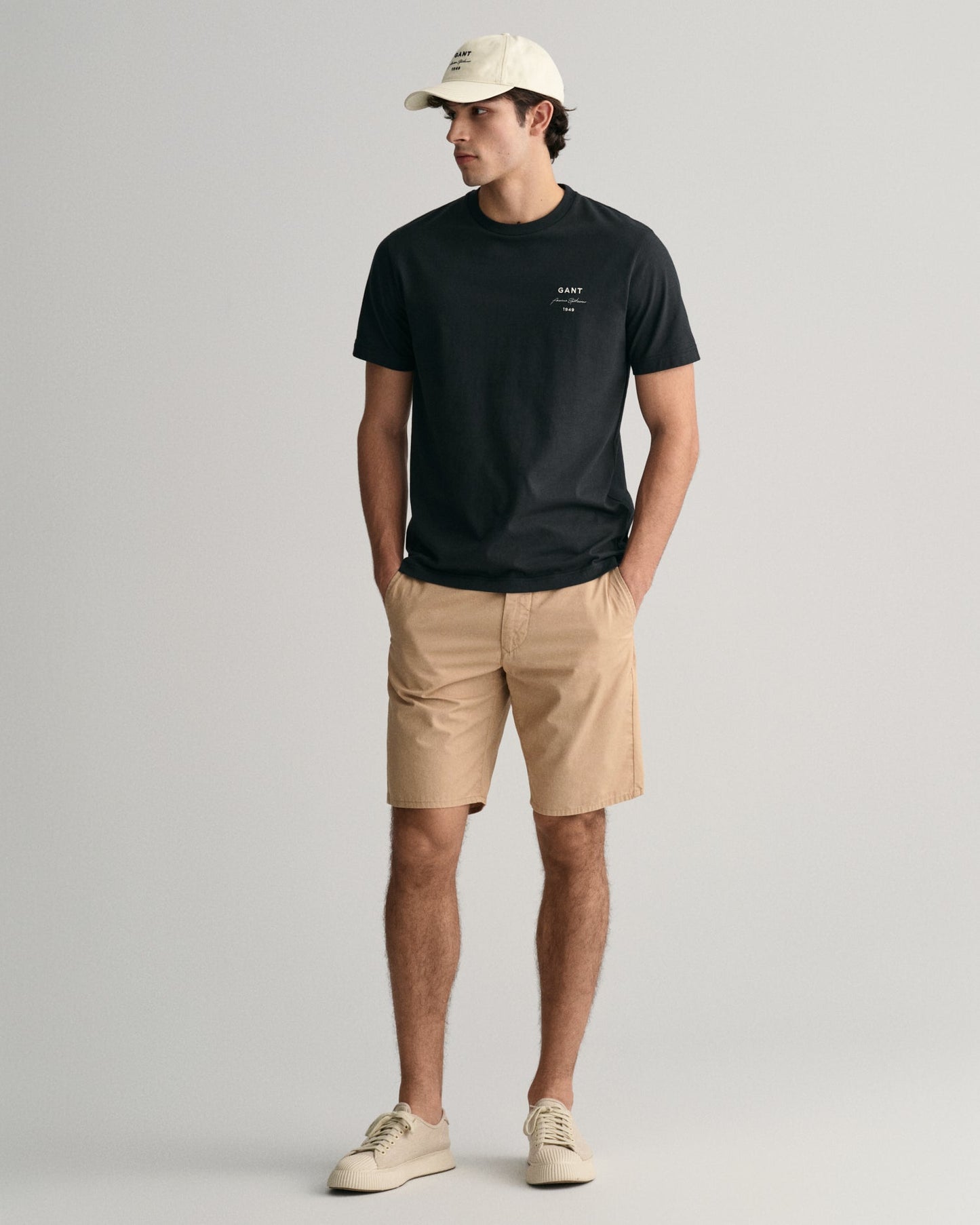 Herren-T-Shirt mit Schriftzug-Grafik – SCHWARZ 