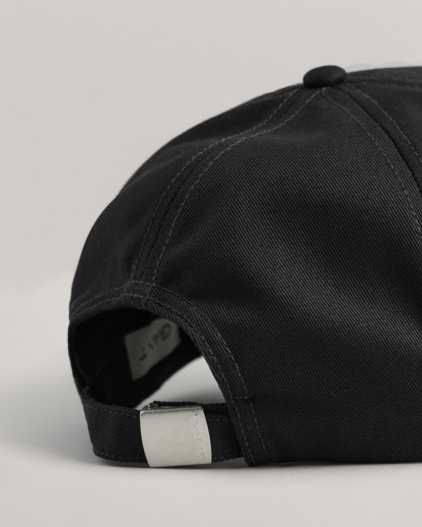 Herren-Kappe aus Baumwolltwill mit Schriftzug-Grafik – SCHWARZ 