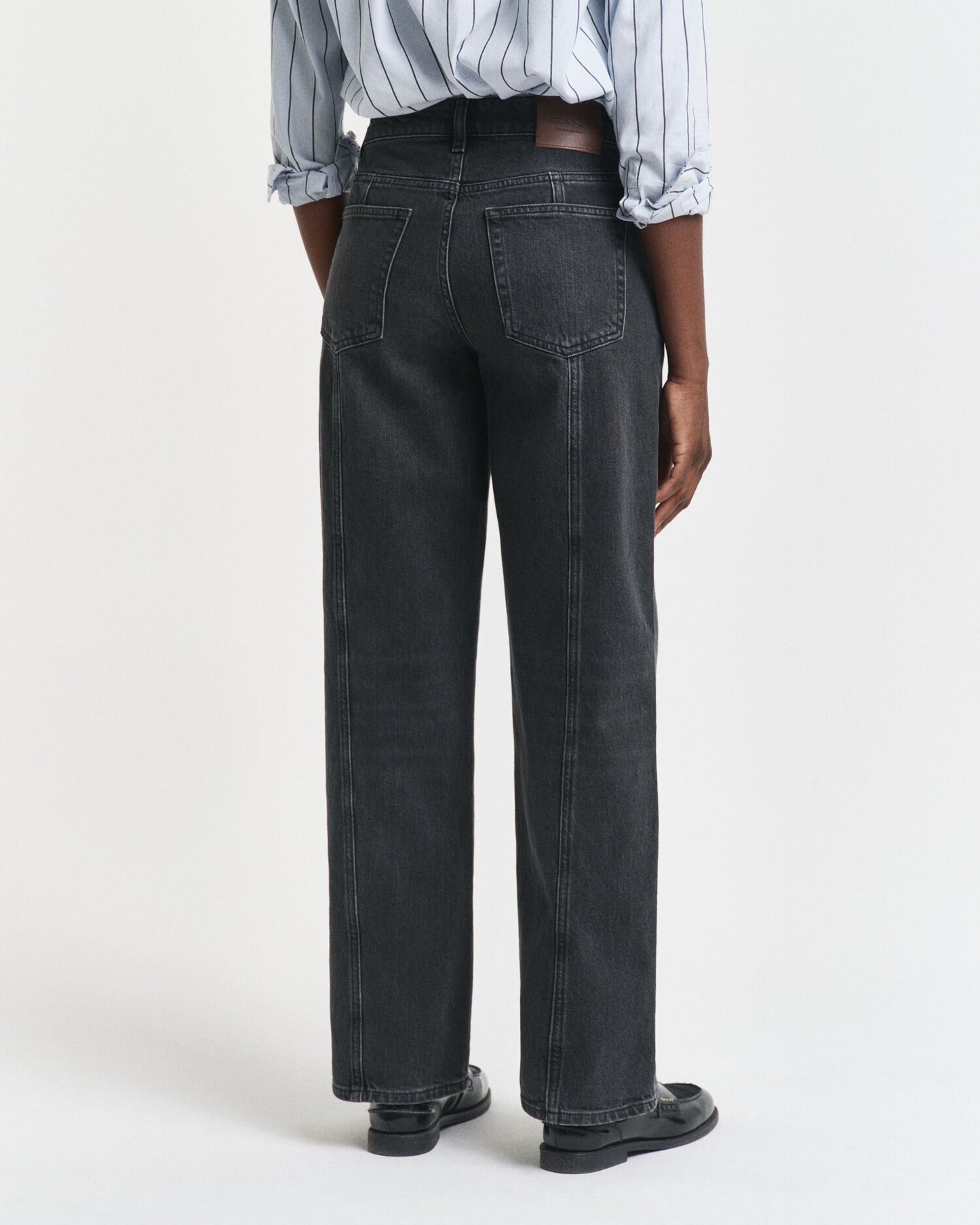 Relaxed Fit Straight Seam Jeans
